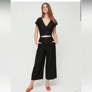 Aritzia Jumpsuit (Olive Green)​​​​​​​​​​​​​